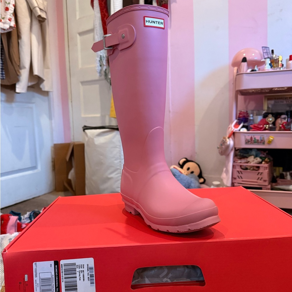 New pink hunter boots